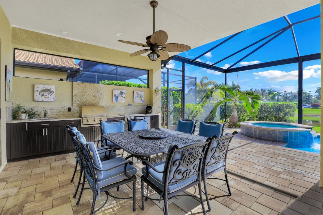 10565 Espanola Dr, Bonita Springs, FL 34135