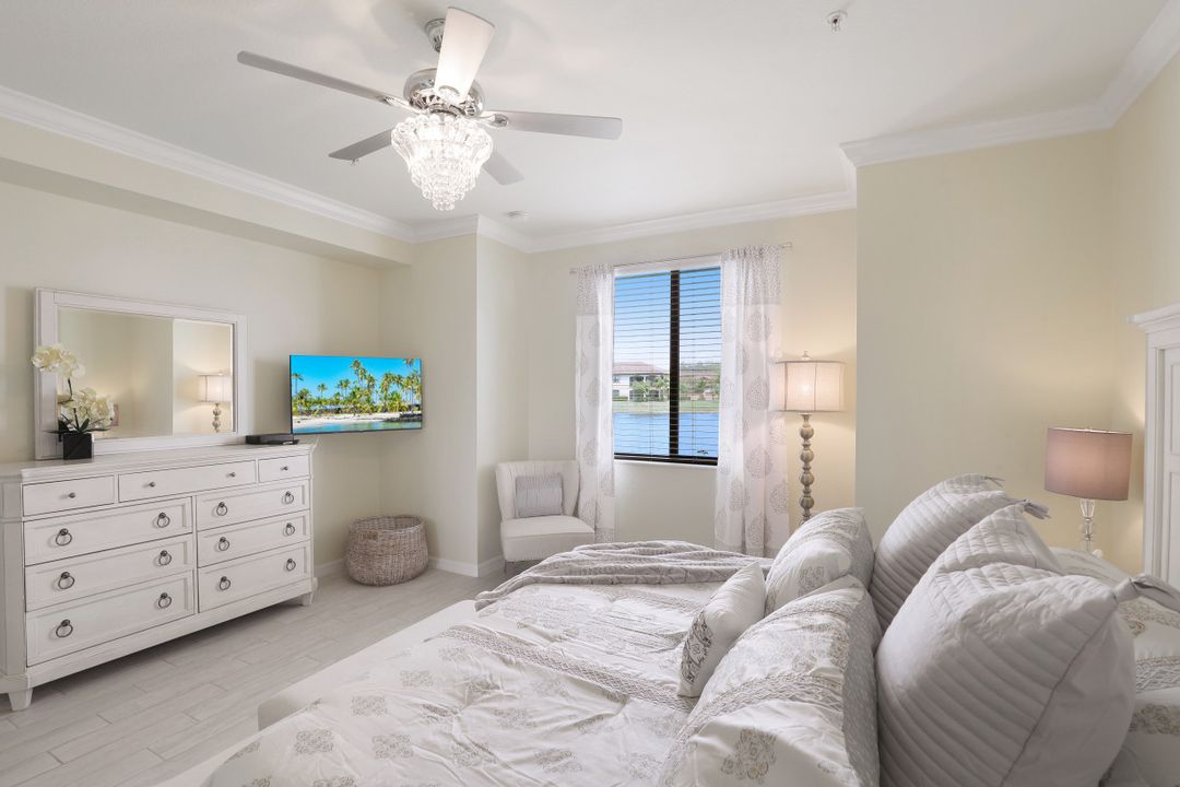 9533 Avellino Wy #2916, Naples, FL 34113