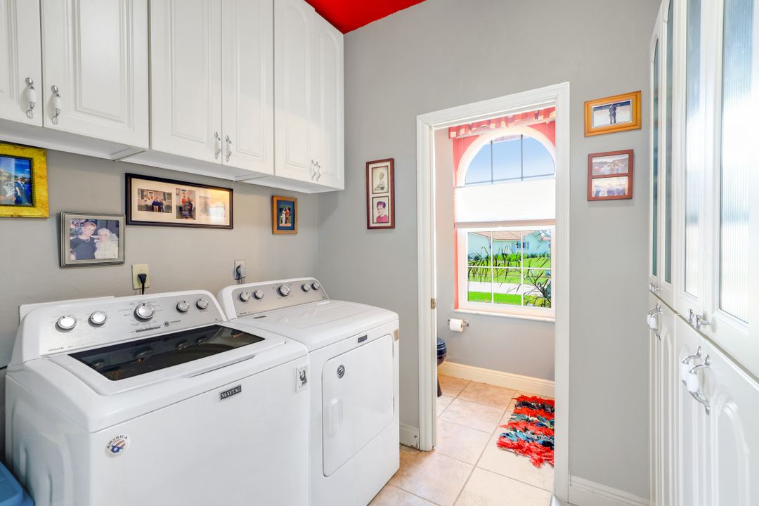 419 Nassau Ct, Marco Island, FL 34145