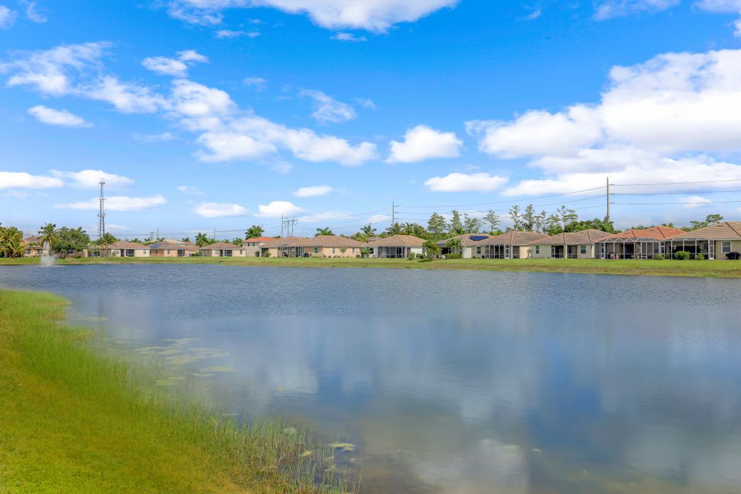 11435 Icarus Cir, Lehigh Acres, FL 33971