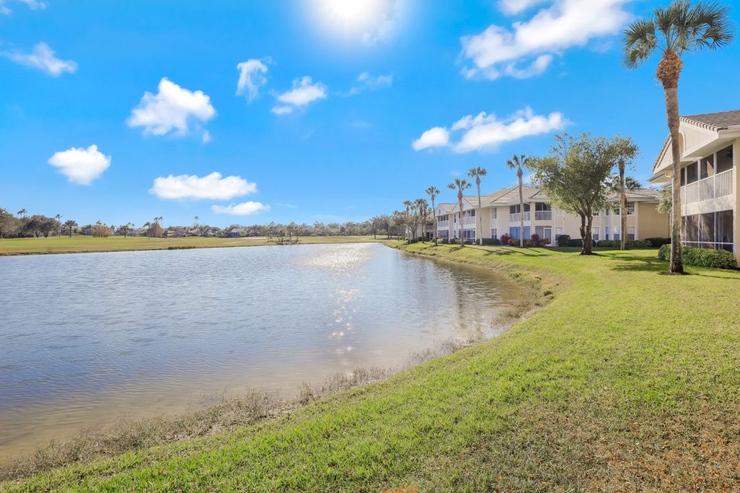 6260 Bellerive Ave #4-404, Naples, FL 34119