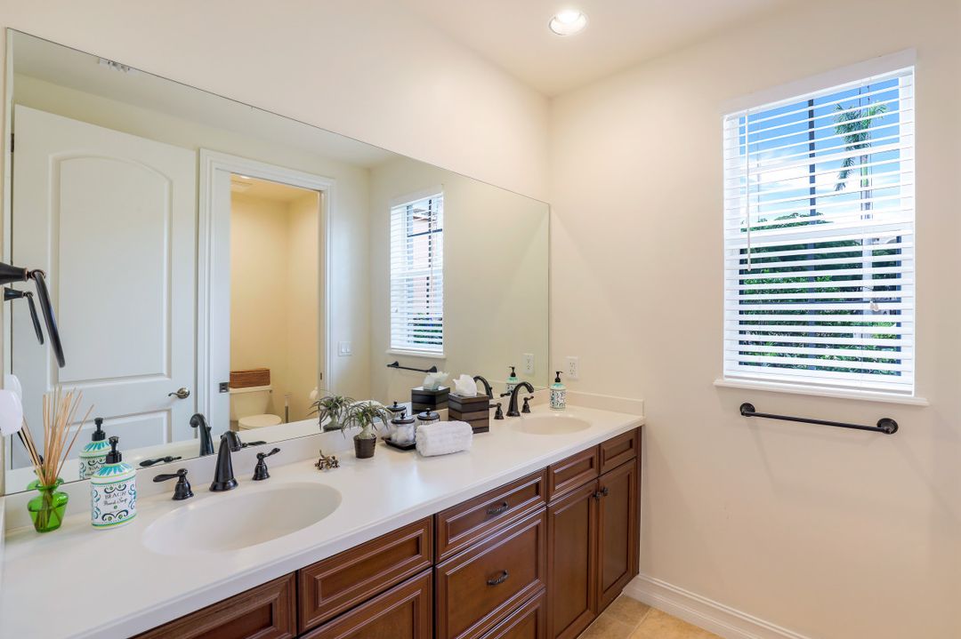 10820 Vivaldi Ct #201, Miromar Lakes , FL 33913