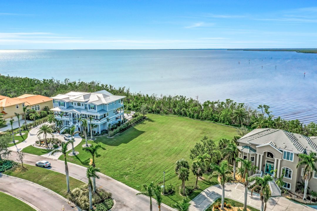 4591 Grassy Point Blvd, Port Charlotte, FL 33952