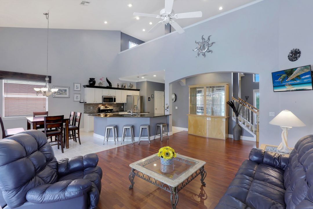 84 Burnt Pine Dr, Naples, FL 34119