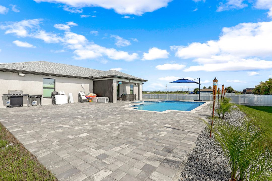 4020 NW 41st Pl, Cape Coral, FL 33993