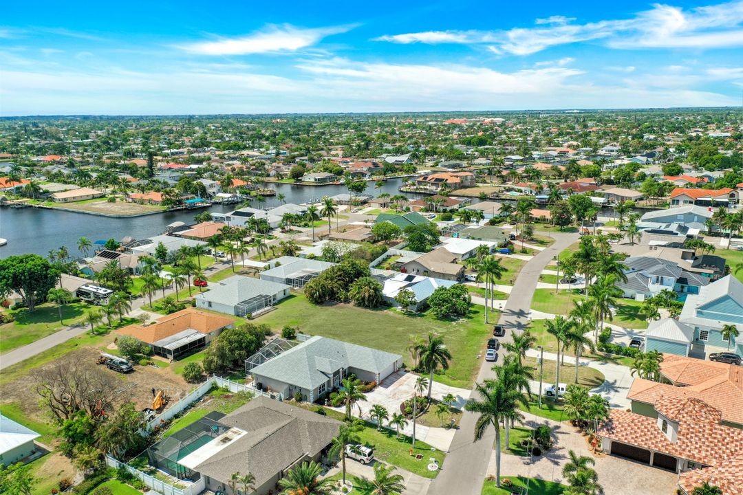 3332 SE 22nd Pl, Cape Coral, FL 33904