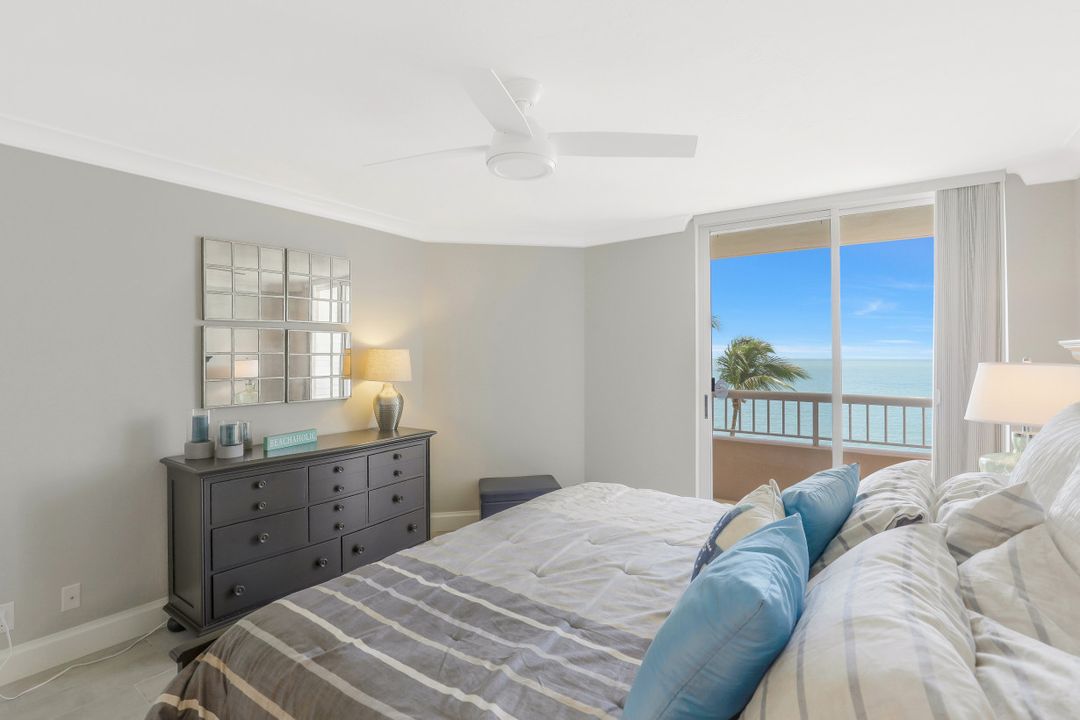 990 Cape Marco Dr #304, Marco Island, FL 34145