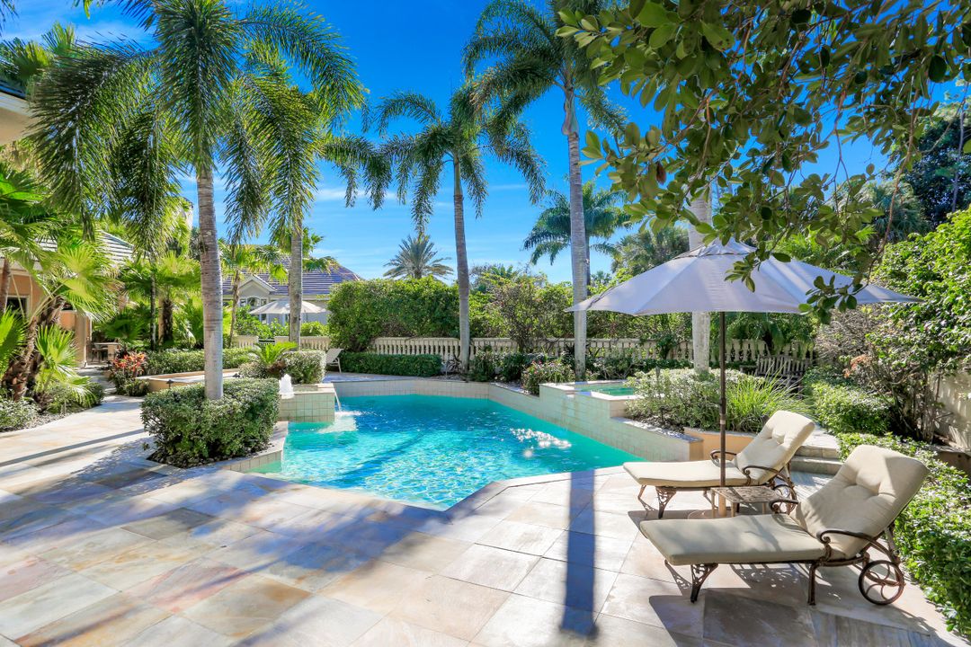 4309 Brynwood Dr, Naples, FL 34119