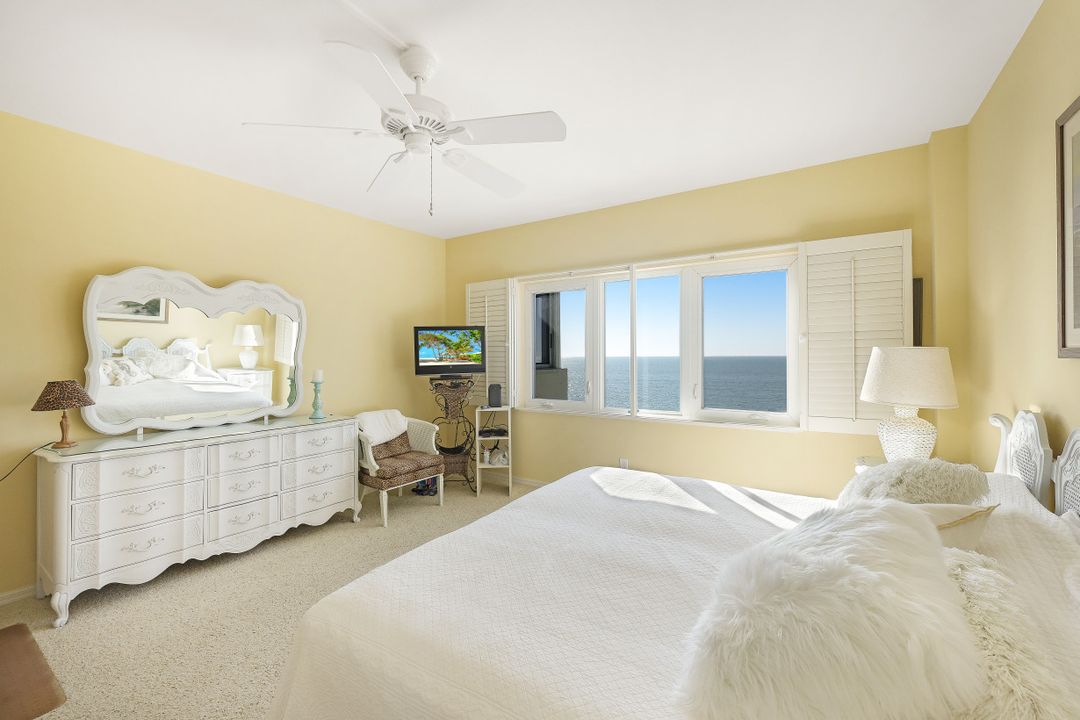 2885 Gulf Shore Blvd N  #803, Naples, FL 34103