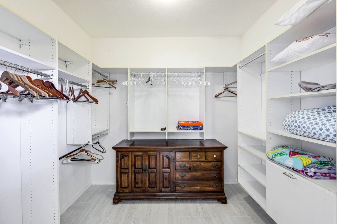 2715 El Dorado Pkwy W, Cape Coral, FL 33914