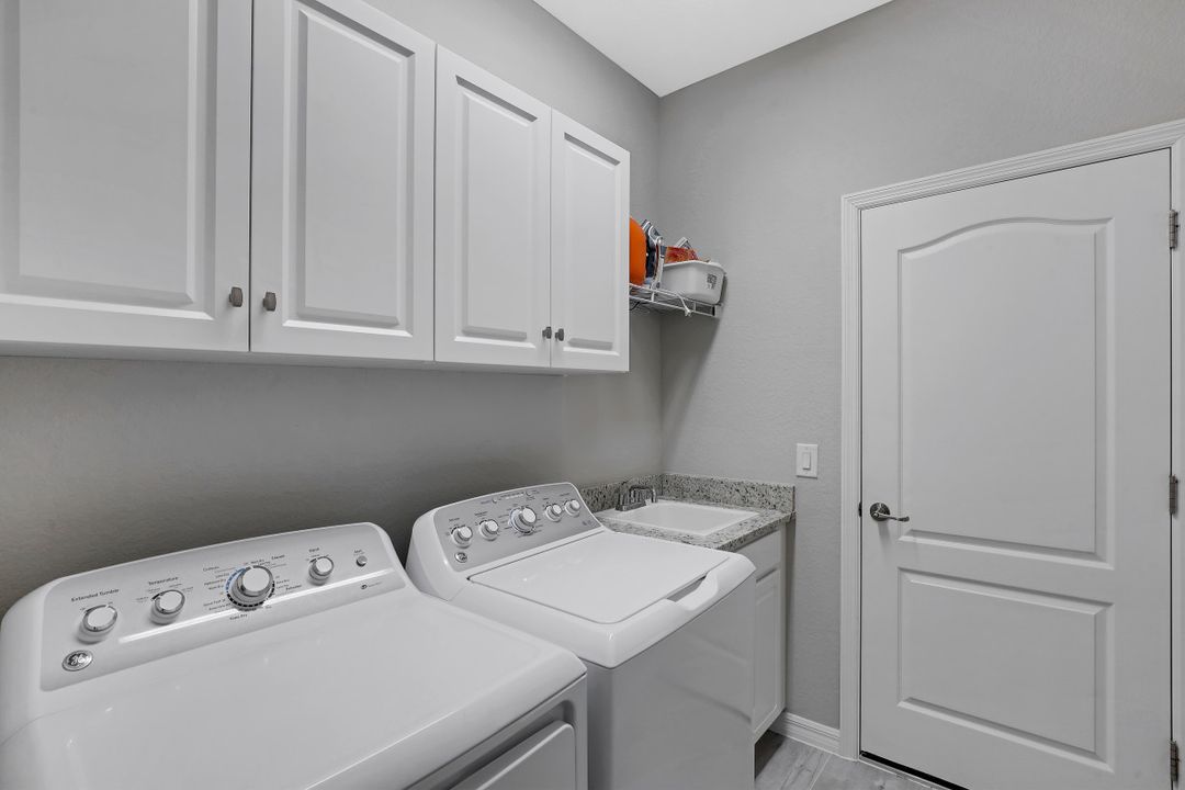 17528 Ashcomb Way, Estero, FL 33928