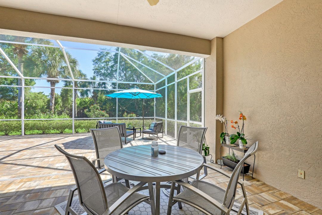 6251 Ashwood Ln, Naples, FL 34110