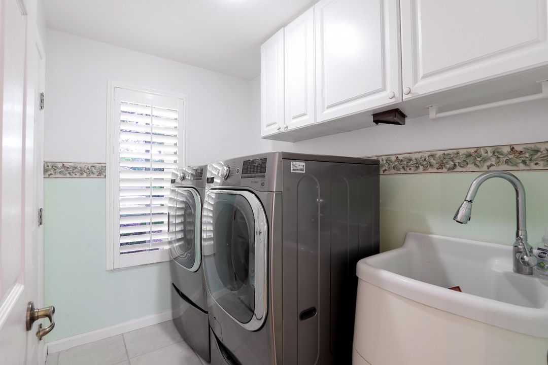 6472 Autumn Woods Blvd, Naples, FL 34109