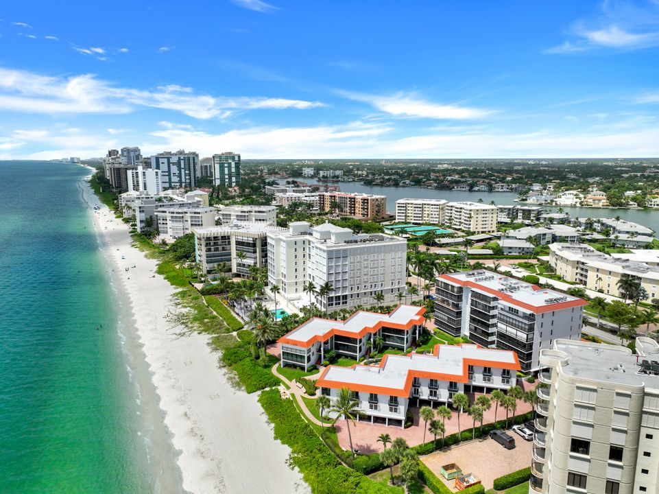 3333 Gulf Shore Blvd N #103, Naples, FL 34103