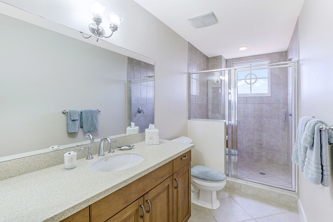 6081 Silver King Blvd #201, Cape Coral, FL 33914