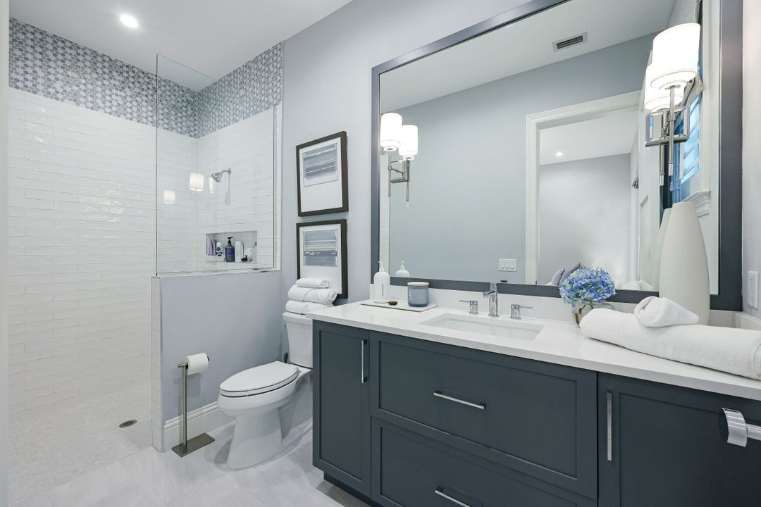 603 West St, Naples, FL 34108