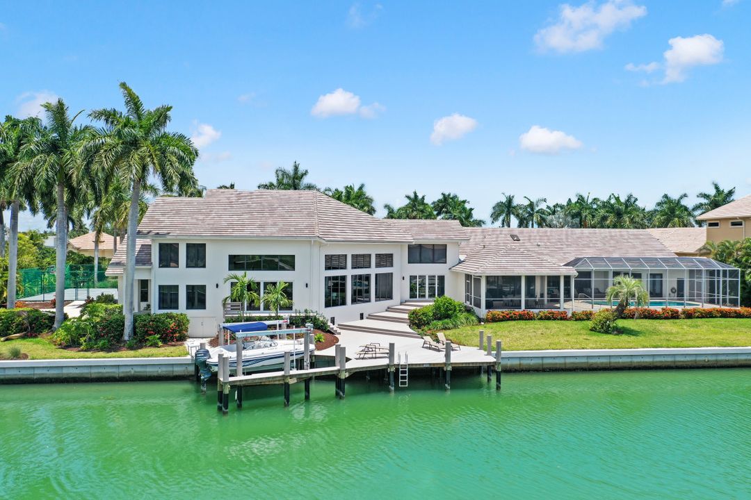 850 Eubanks Ct, Marco Island, FL 34145
