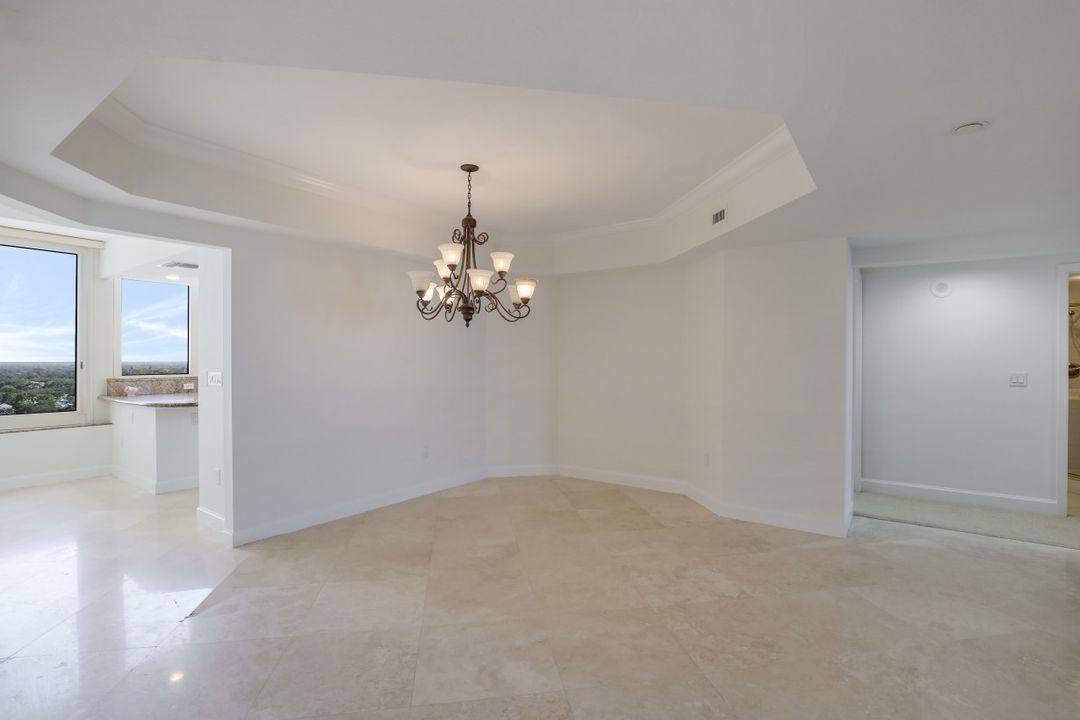 7117 Pelican Bay Blvd #1603, Naples, FL 34108