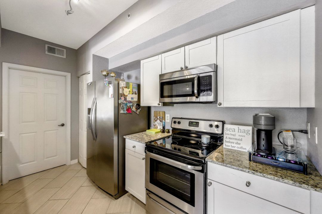 4635 St Croix Ln #1222, Naples, FL 34109