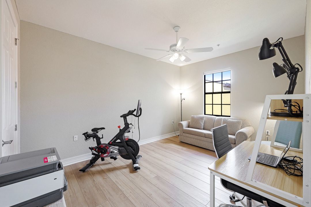 9128 Delano St #89-2, Naples, FL 34113