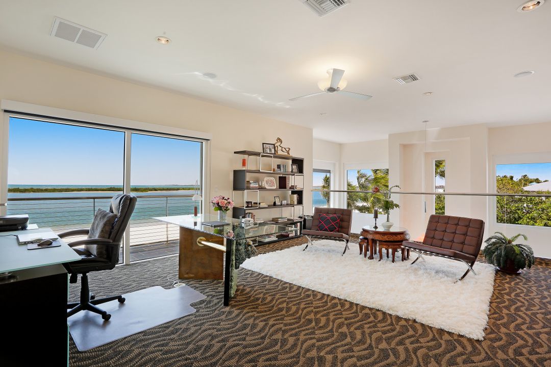 202 S Beach Dr, Marco Island, FL 34145
