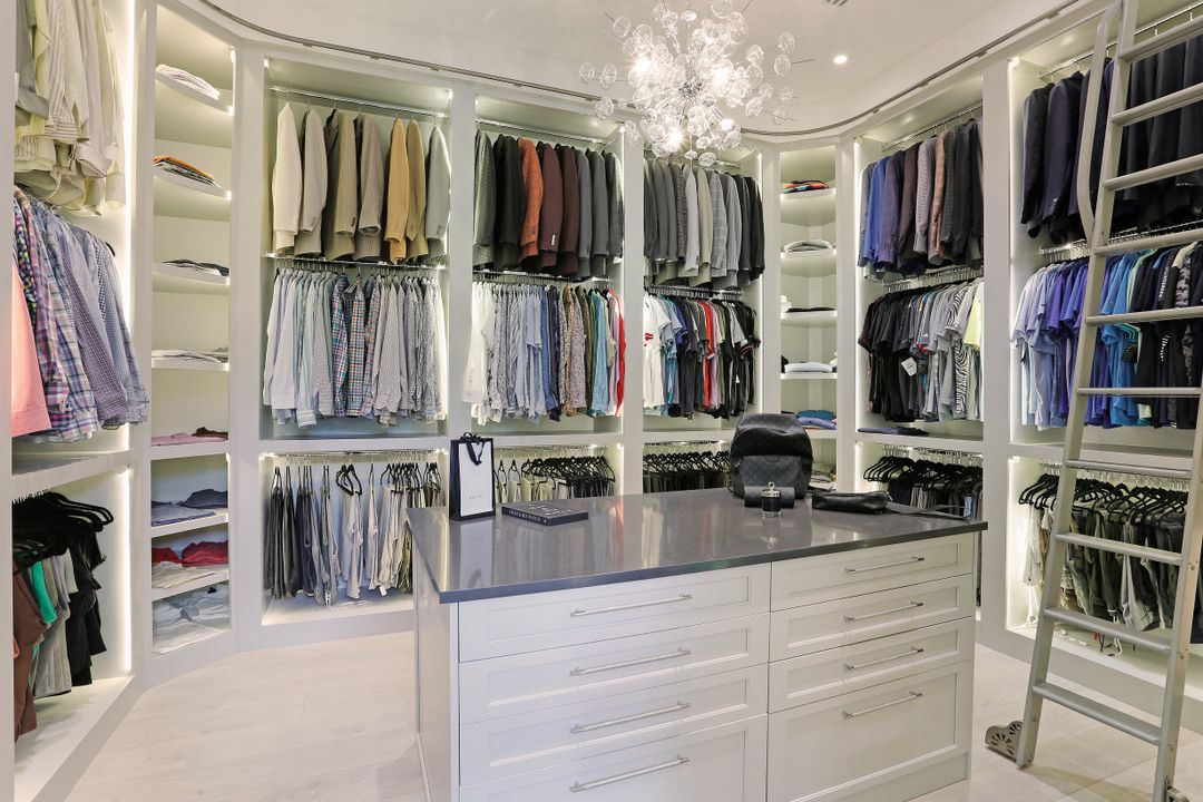 705 Myrtle Rd, Naples, FL 34108