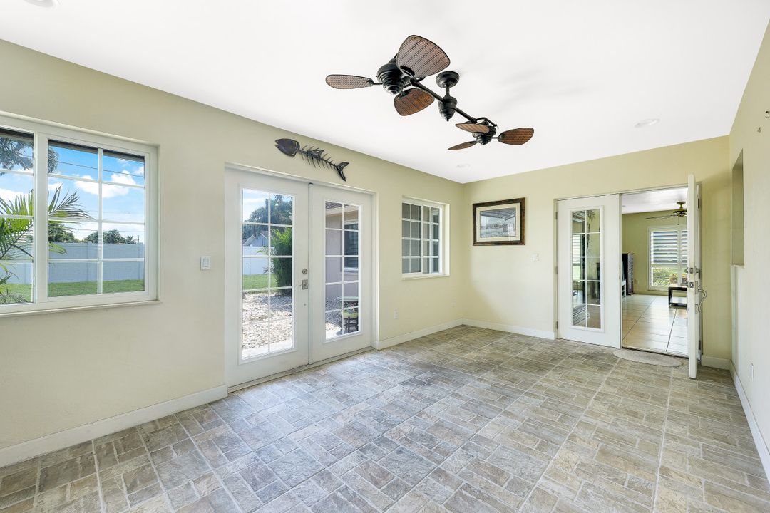 5 SE 20th Pl, Cape Coral, FL 33990
