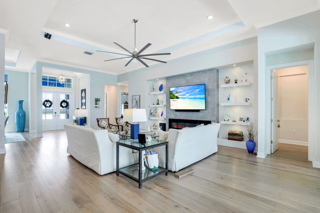 18389 WildBlue Blvd, Fort Myers, FL 33913