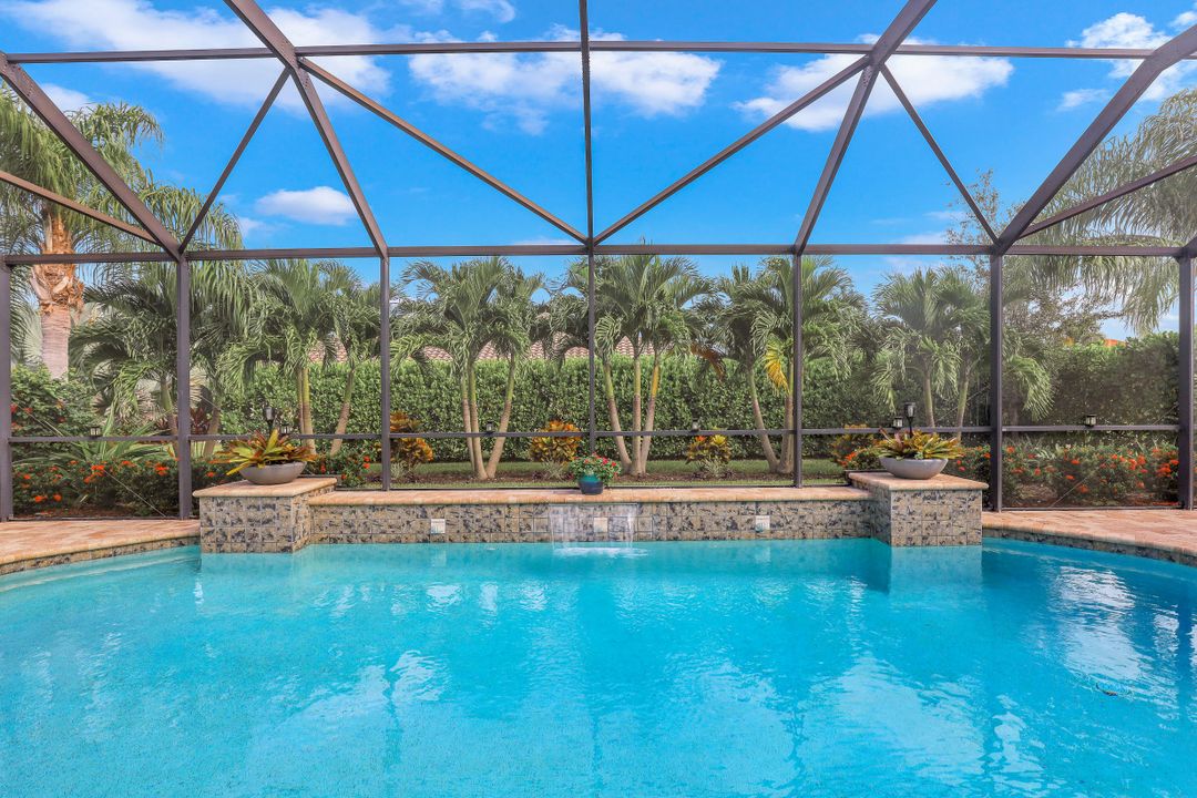 9365 Slate Ct, Naples, FL 34120