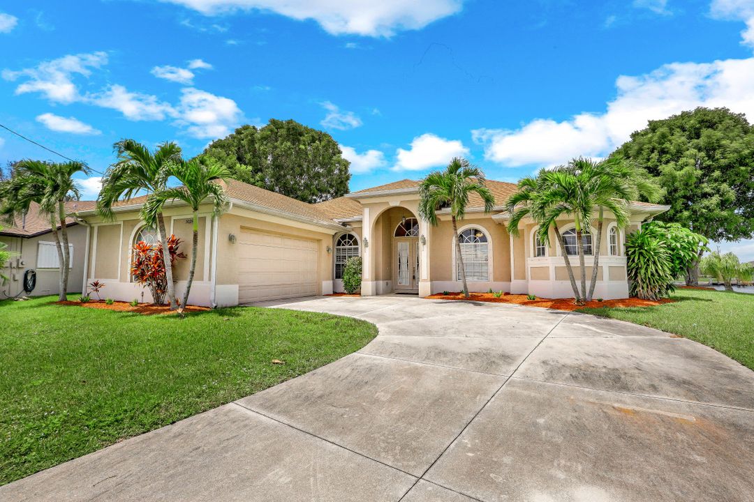 3026 SW 26th Ave, Cape Coral, FL 33914