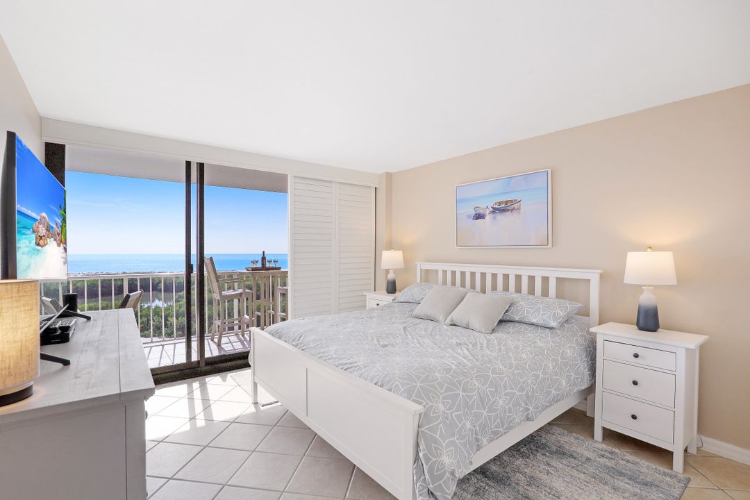 440 Seaview Ct #905, Marco Island, FL 34145