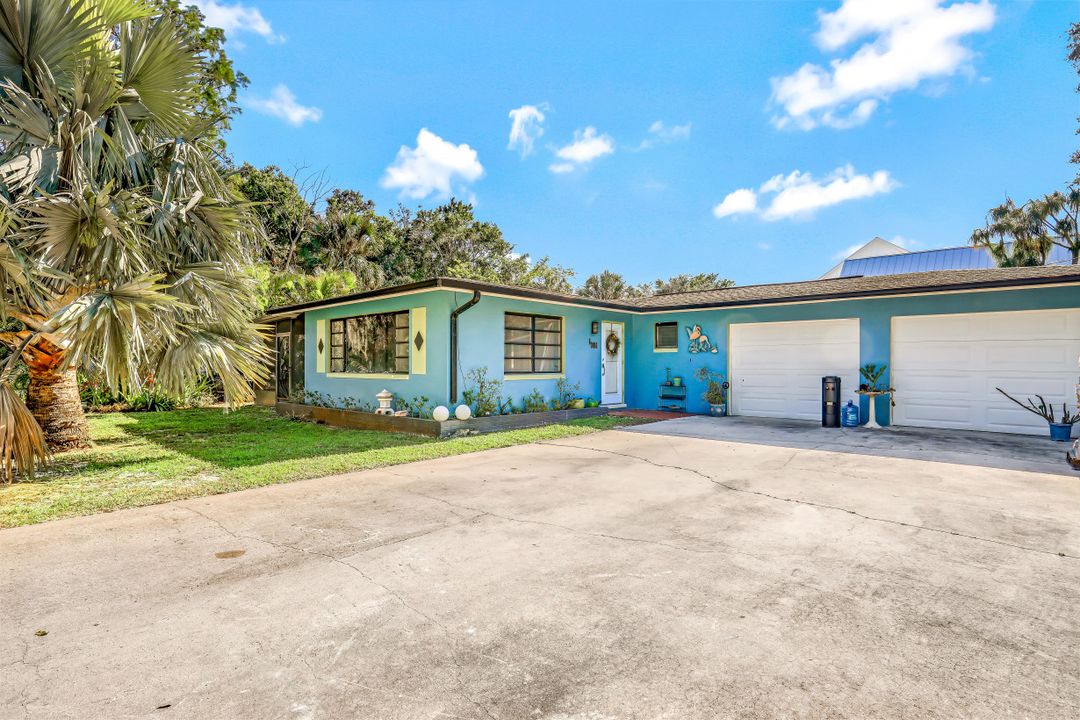 10390 River Dr, Bonita Springs, FL 34135