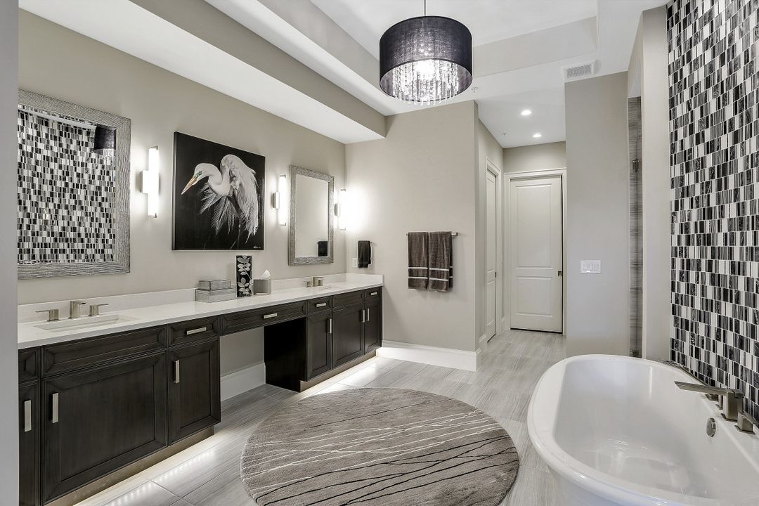 16358 Corsica Way #201, Naples, FL 34110