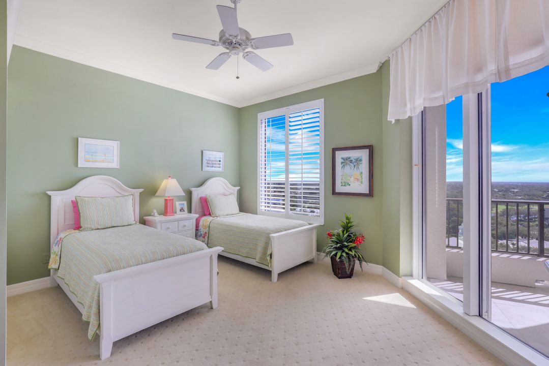 7575 Pelican Bay Blvd #1705, Naples, FL 34108