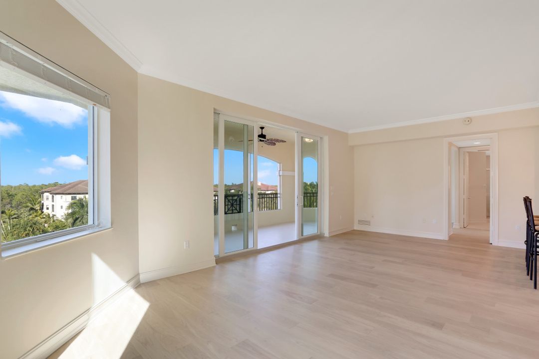 2738 Tiburon Blvd E #B-501, Naples, FL 34109