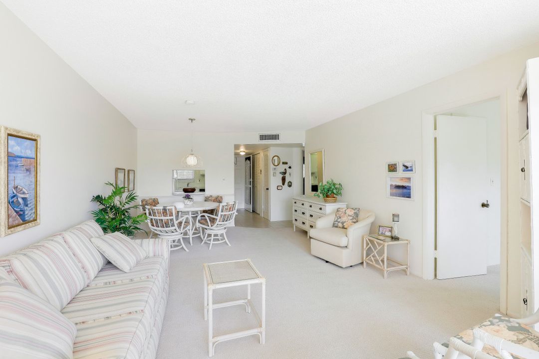 200 Forest Lakes Blvd #203, Naples, FL 34105