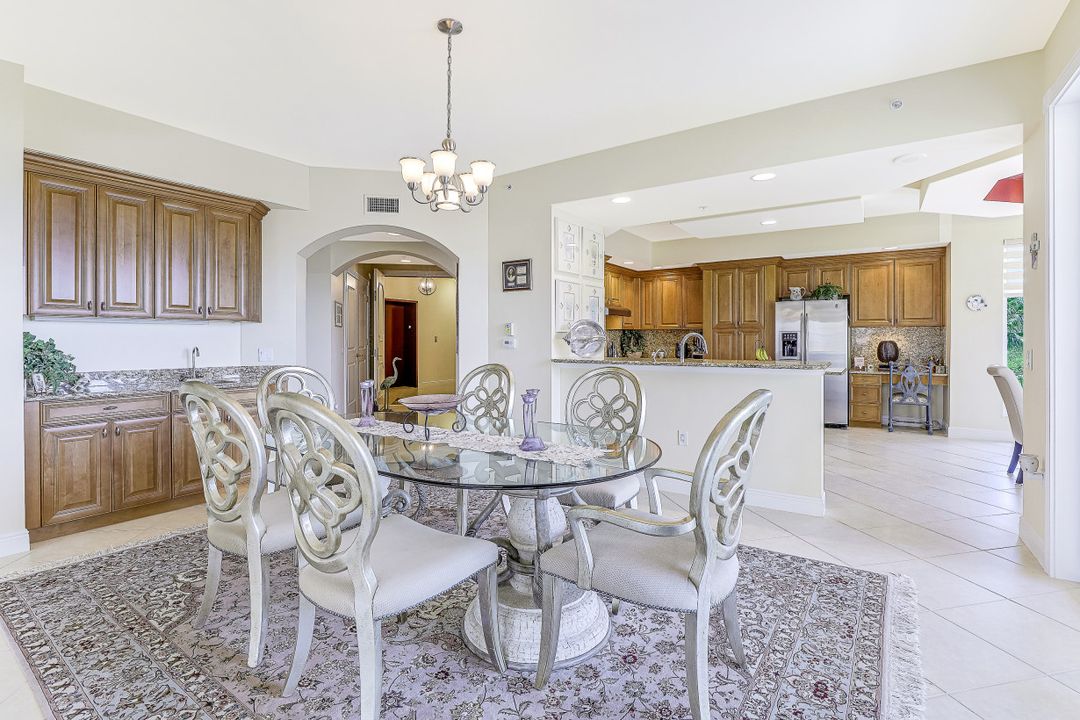 6081 Silver King Blvd #201, Cape Coral, FL 33914