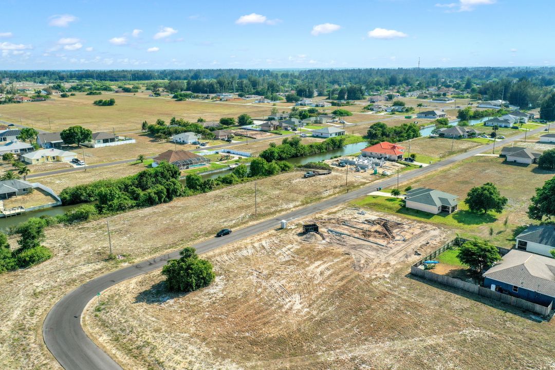 1405 SW 1st St, Cape Coral, FL 33991