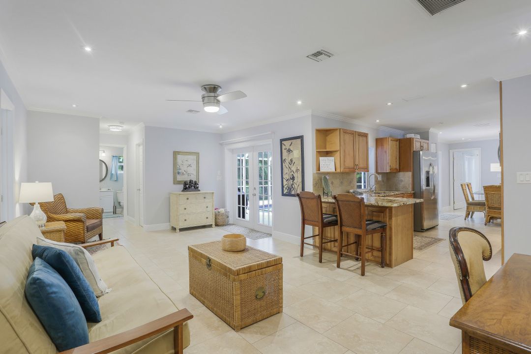 318 Sand Hill St, Marco Island, FL 34145