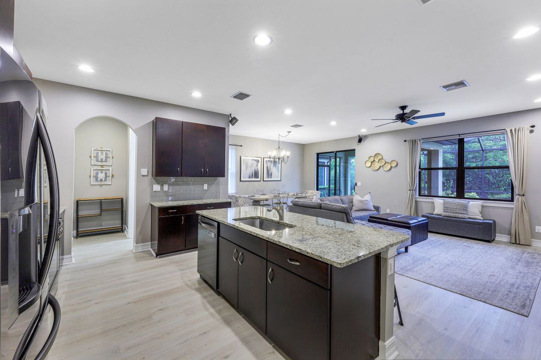 14470 Tuscany Pointe Trl, Naples, FL 34120