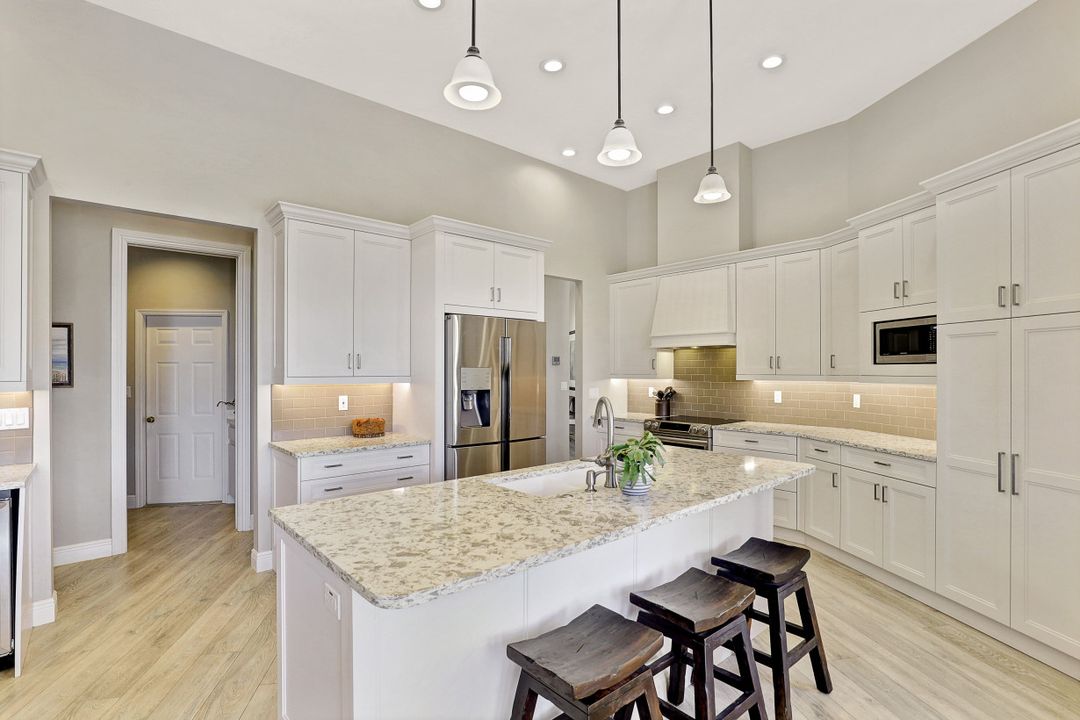 264 Rockhill Ct, Marco Island, FL 34145