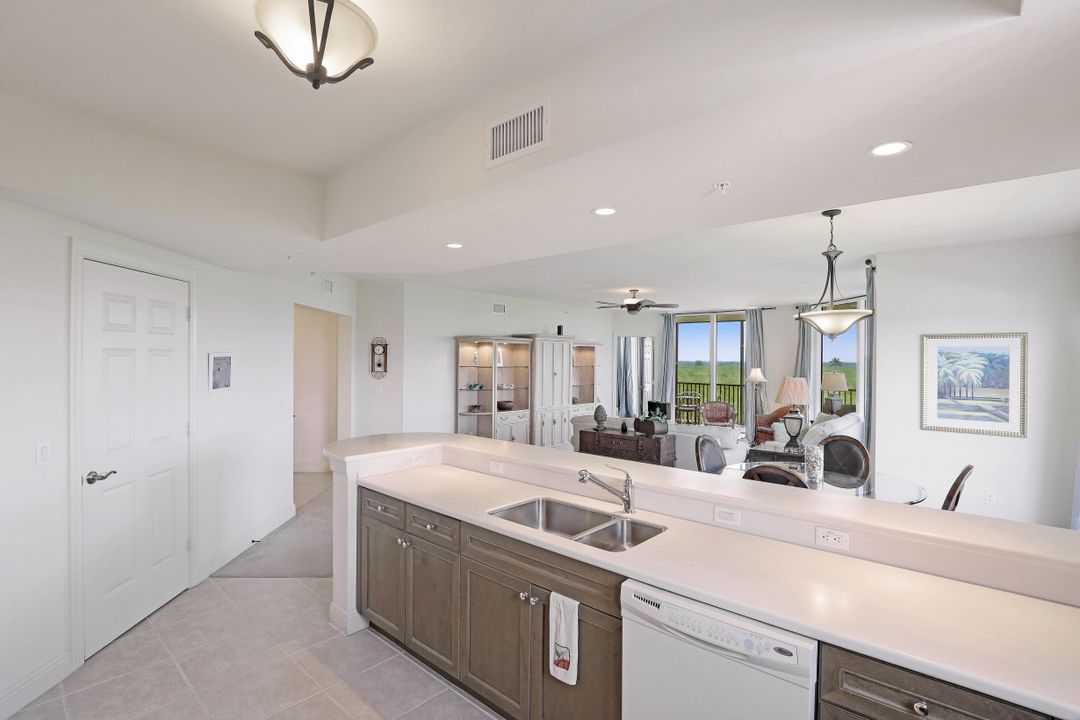 1065 Borghese Ln, Naples, FL 34114