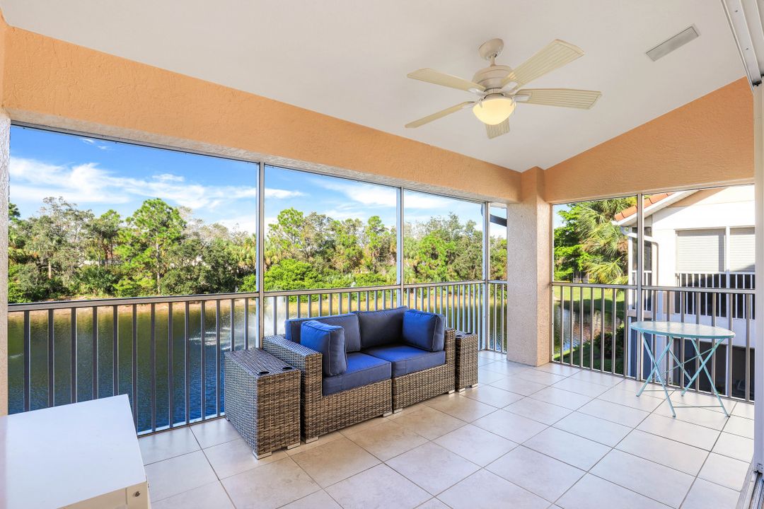 5360 Andover Dr  #202, Naples, FL 34110