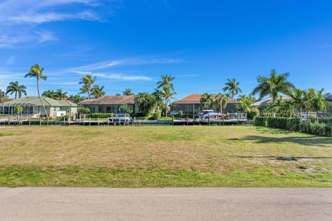 617 Crescent St, Marco Island, FL 34145