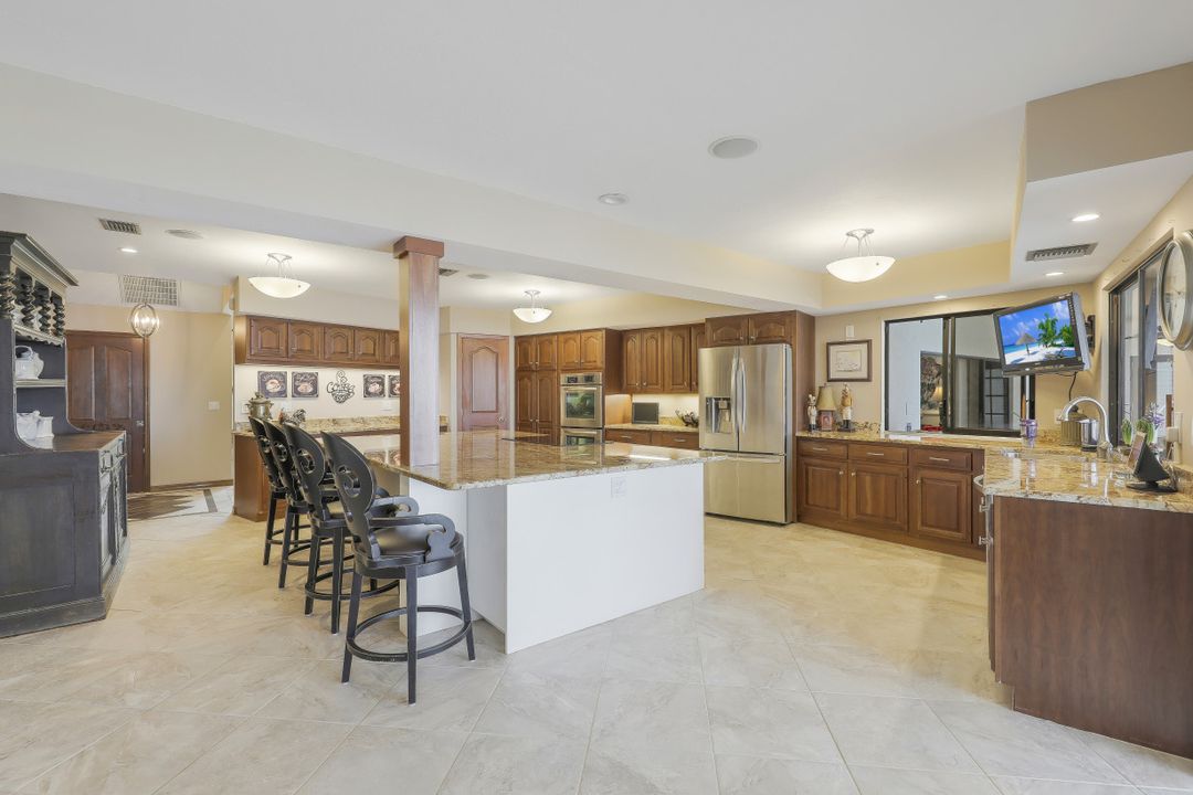 513 SW 51st Terrace, Cape Coral, FL 33914