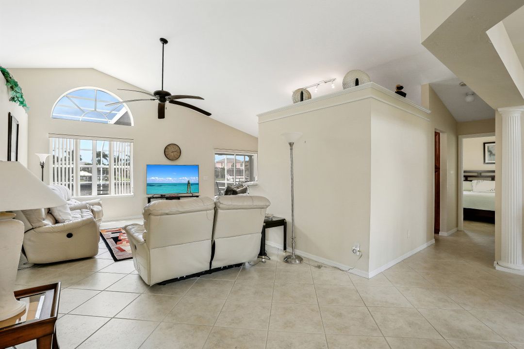 4420 SW 26th Ave, Cape Coral, FL 33914