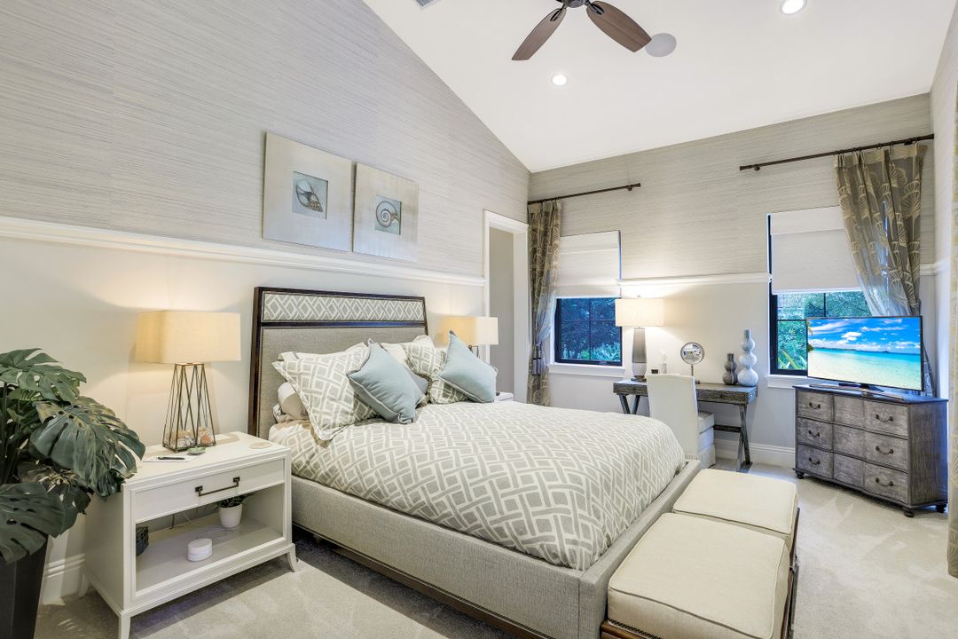 16904 Fairgrove Way, Naples, FL 34110