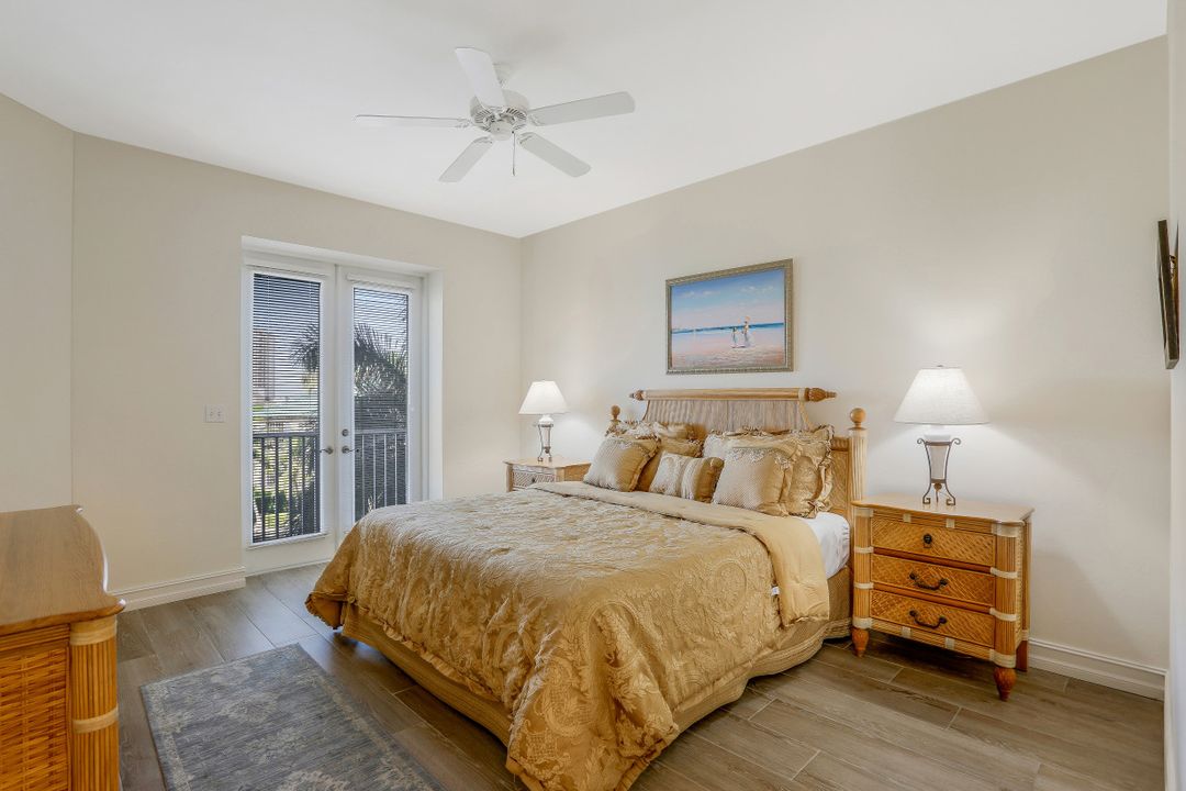 400 Flagship Dr #401, Naples, FL 34108