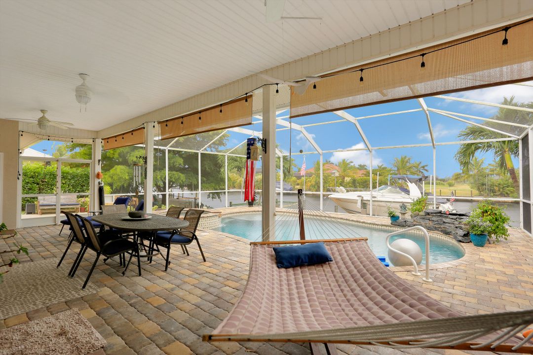 2718 NW 42nd Pl, Cape Coral, FL 33993