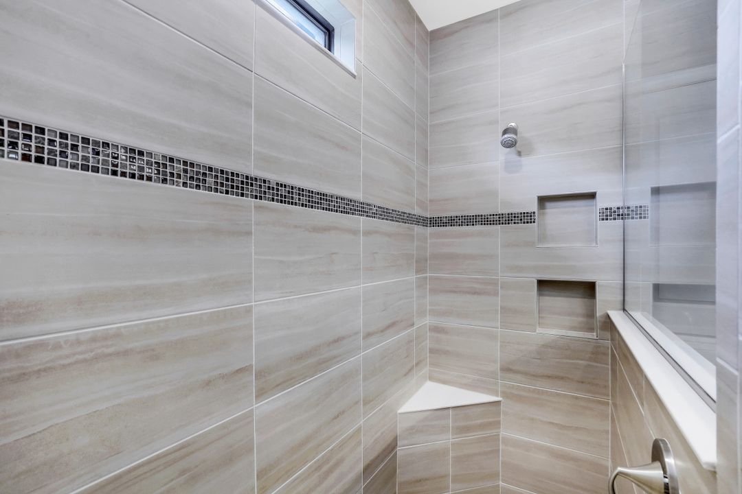 2765 Amaranda Ct, Naples, FL 34114